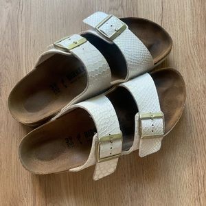 Birkenstock Arizona Sandals - Size 39
